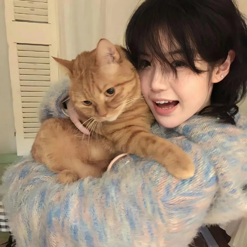 被渣爹赶出家门后，五个哥哥团宠我